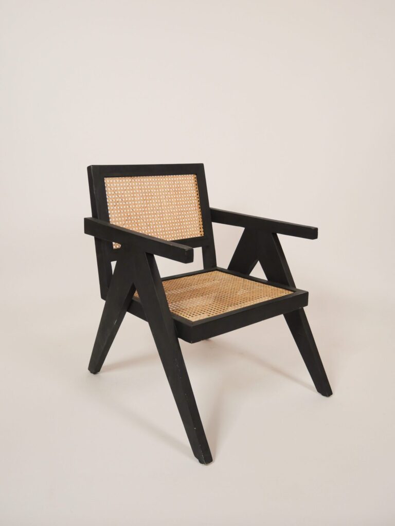 BLACK NIMES CHAIR