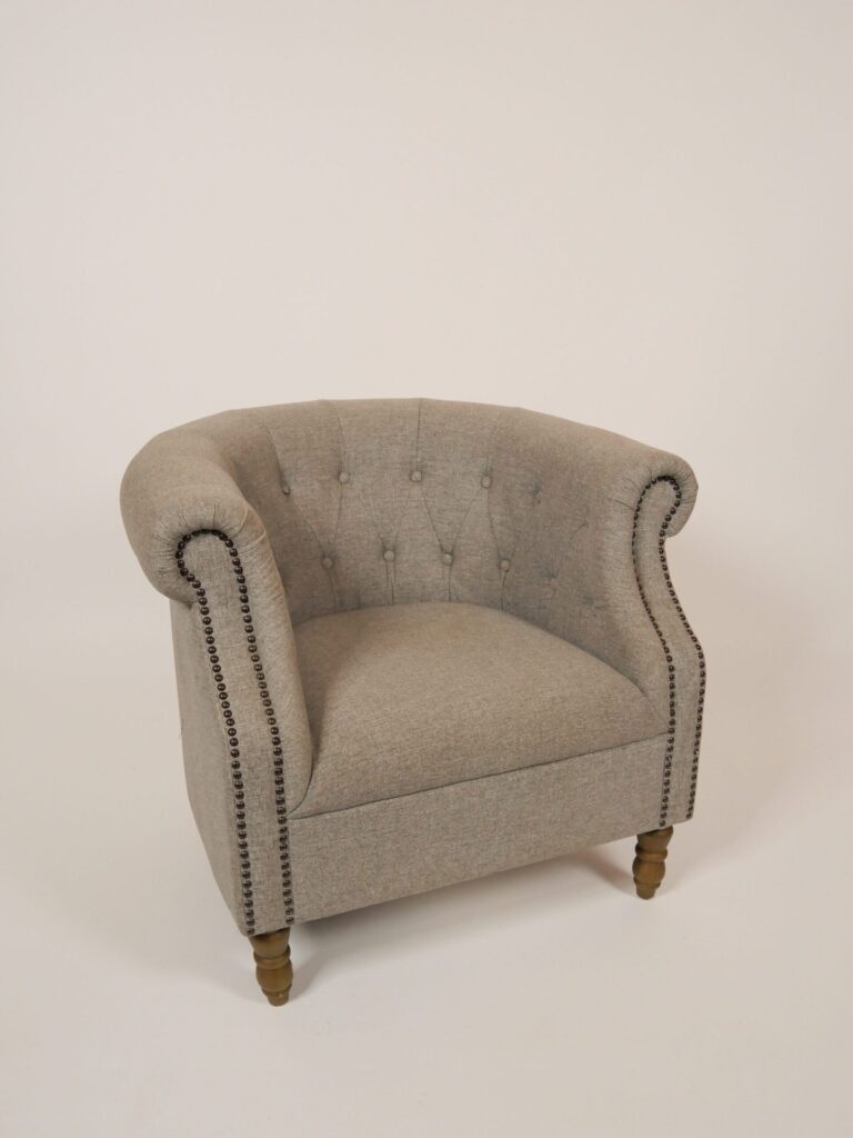 GRACE TUB ACCENT CHAIR