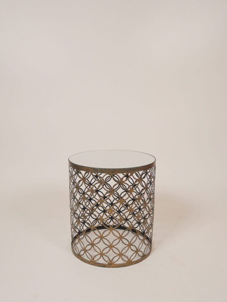 SMALL SPHERES SIDE TABLE