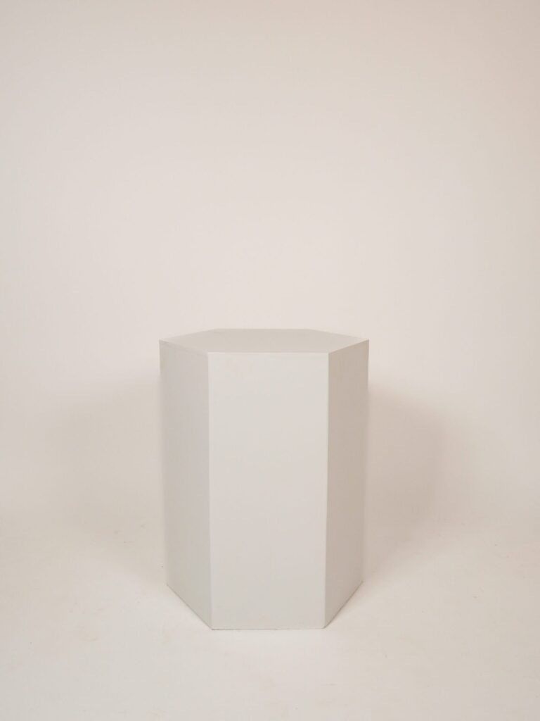 MEDIUM HEXAGON PEDESTAL