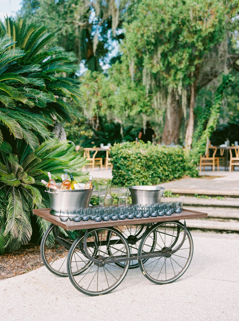 OLD WORLD CART