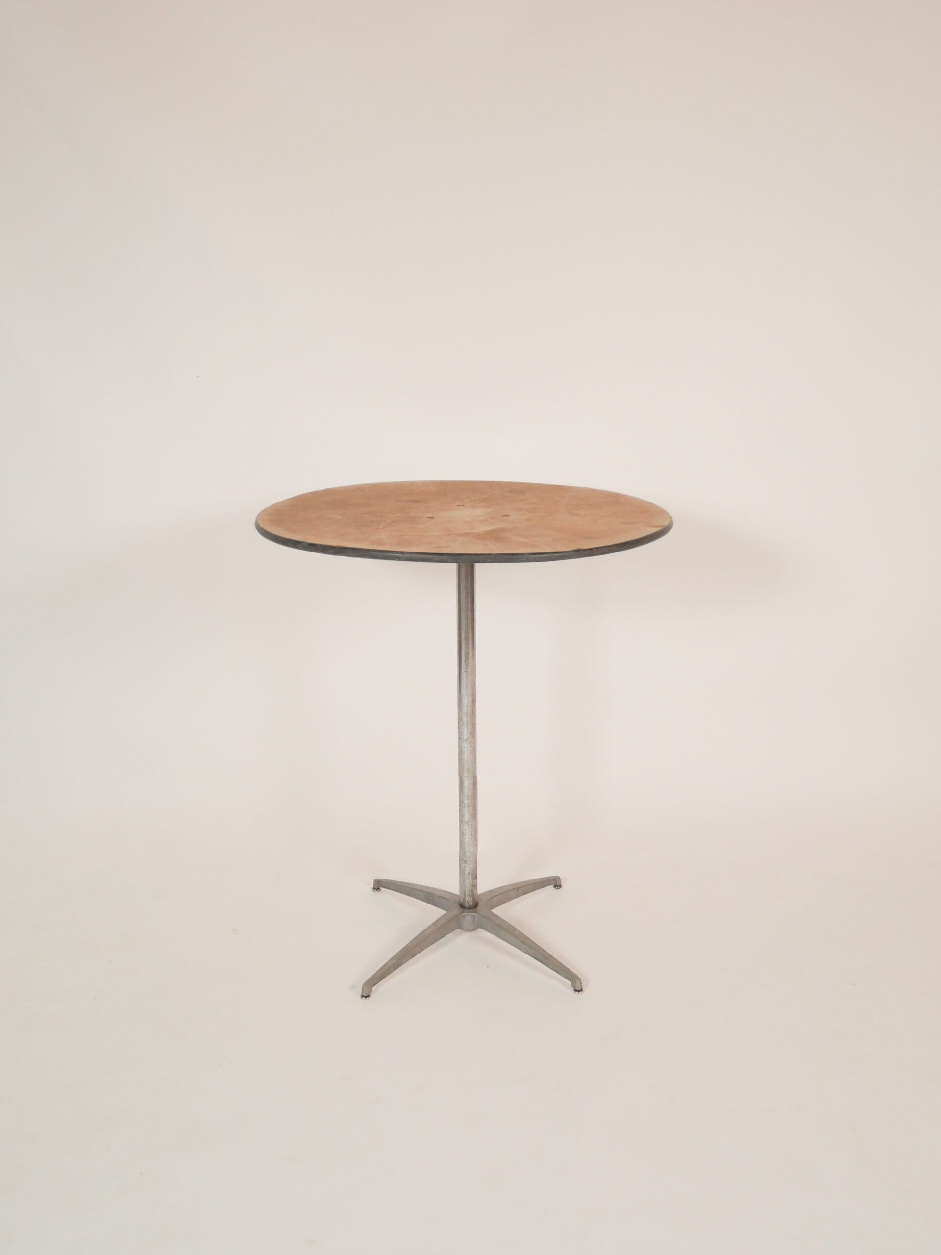 36" PEDESTAL TABLE