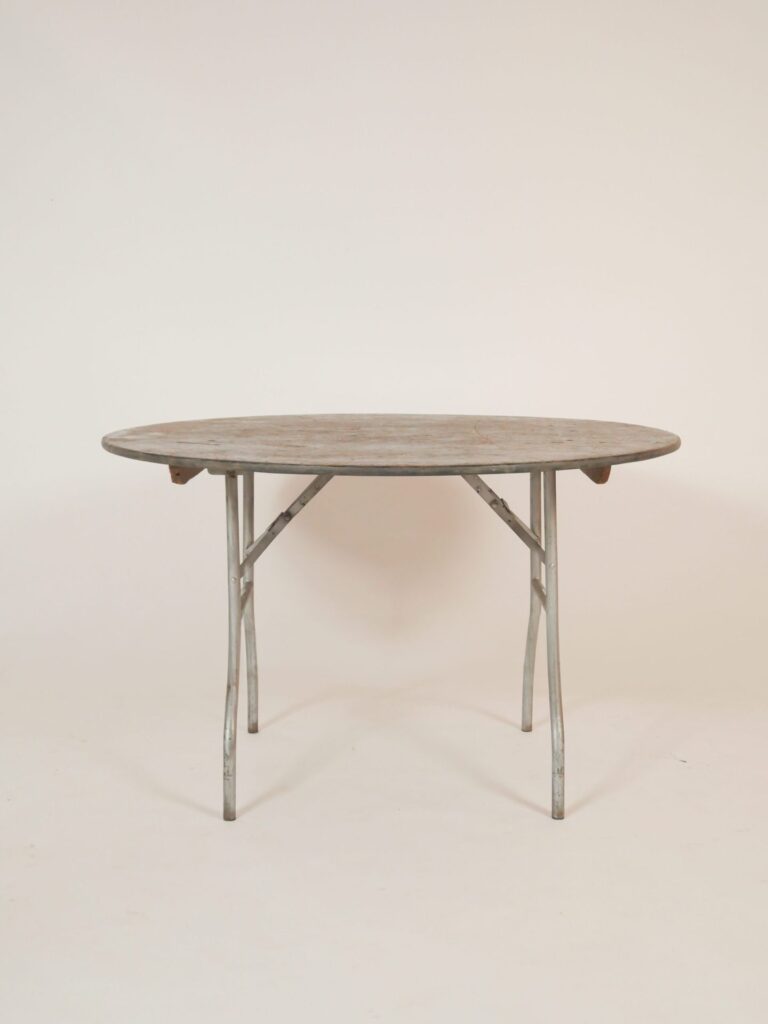 48" ROUND TABLE