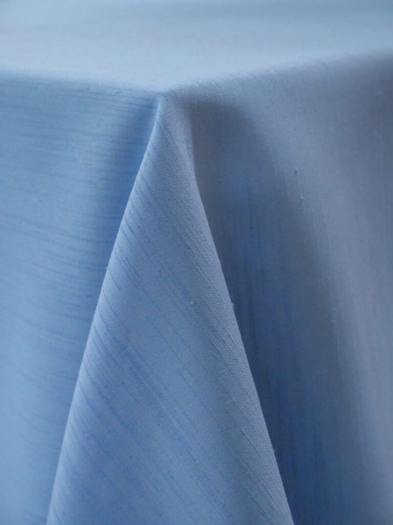 LIGHT BLUE MAJESTIC