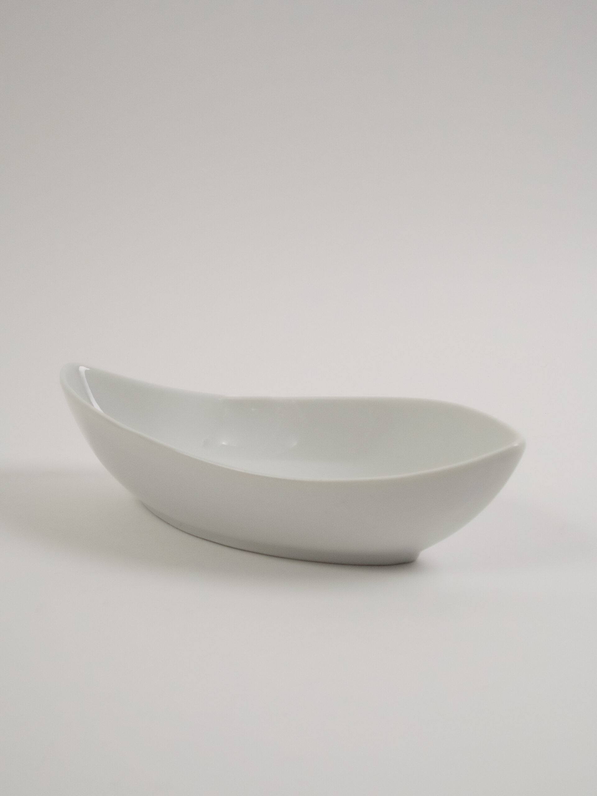 WHITE CANOE BOWL 13OZ