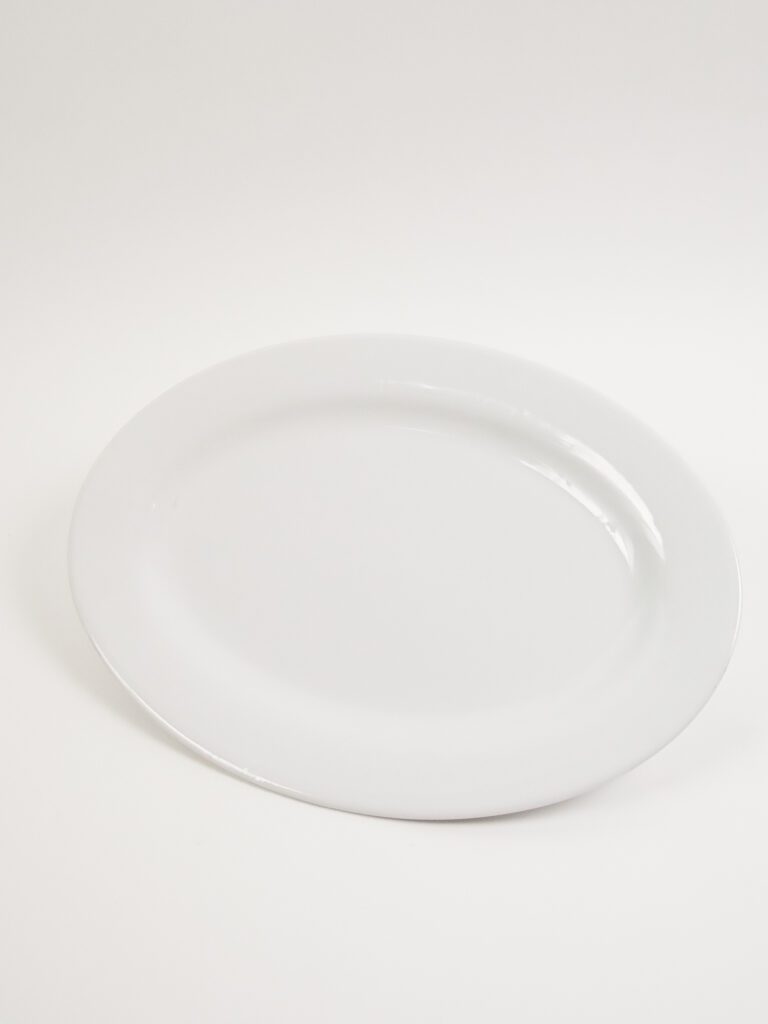 WHITE OVAL PLATTER 18"X13"