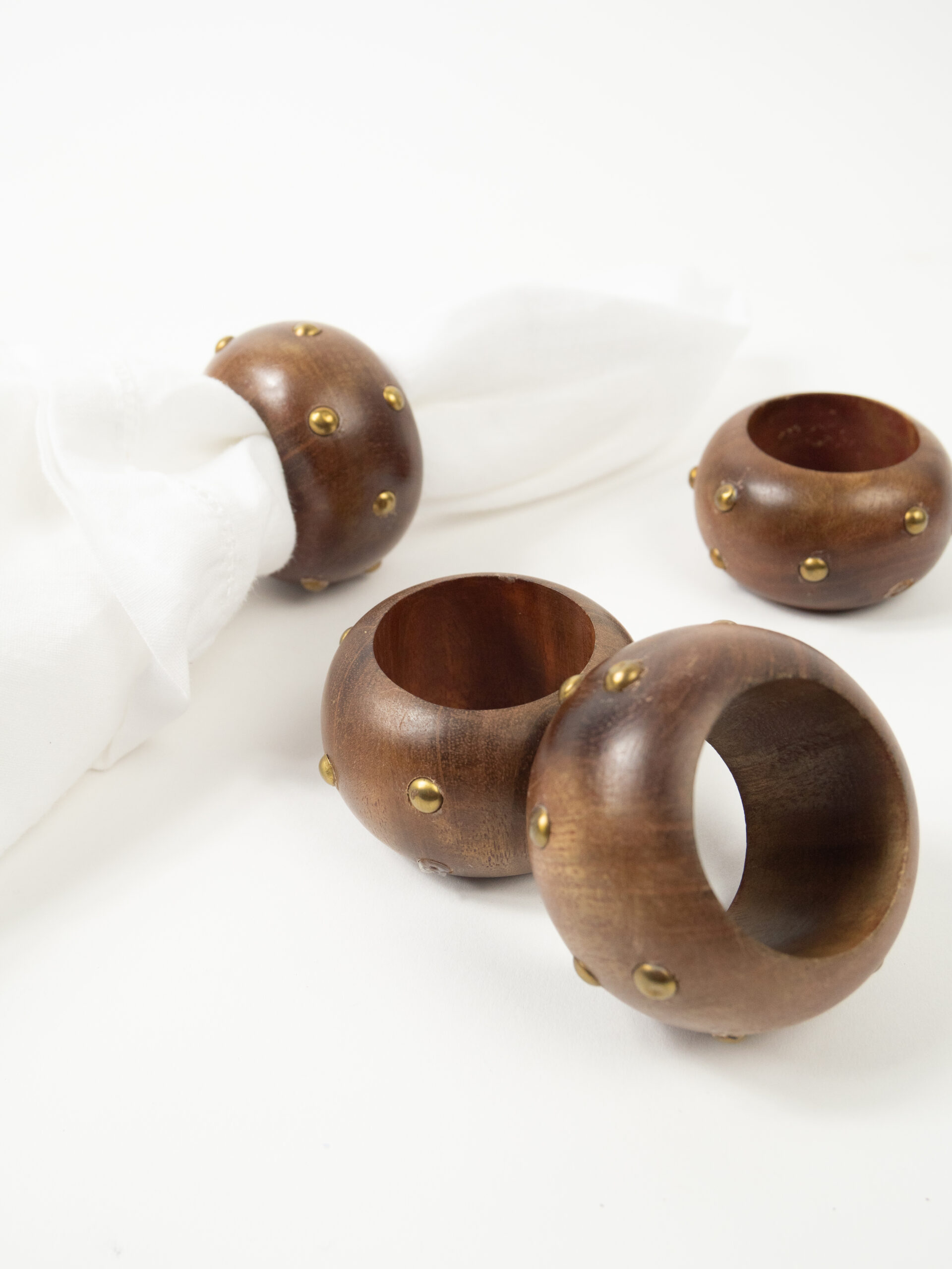 BEADED WOOD NAPKIN RING