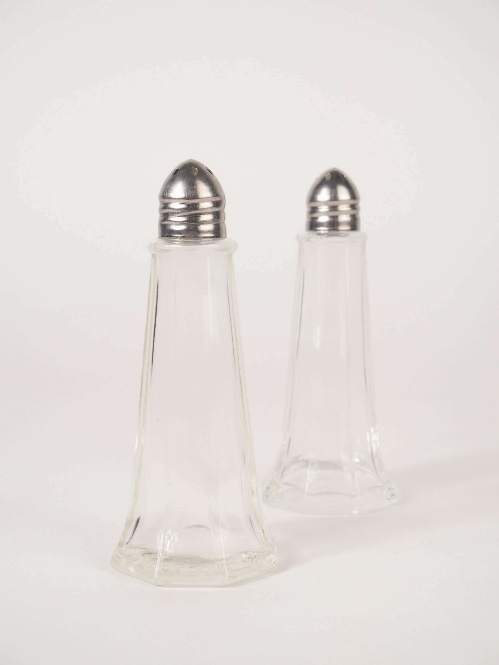 GLASS SALT & PEPPER PAIR