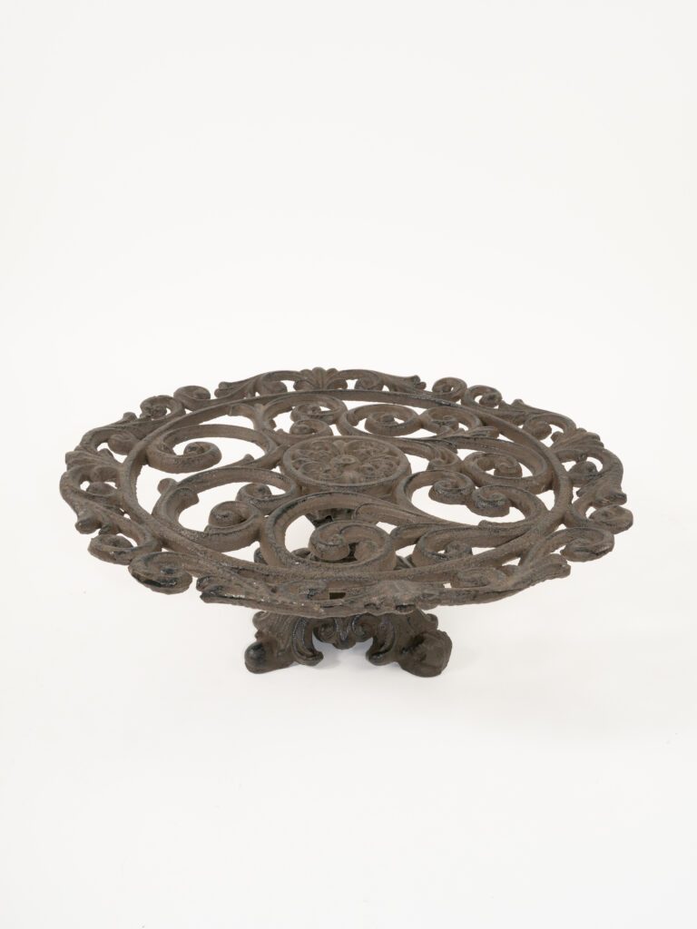 WROUGHT IRON CAKE STAND 13"