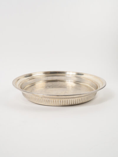 SILVER ROUND FENCE TRAY 14"
