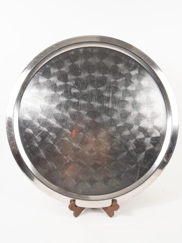 STAINLESS STEEL ROUND TRAY 25"