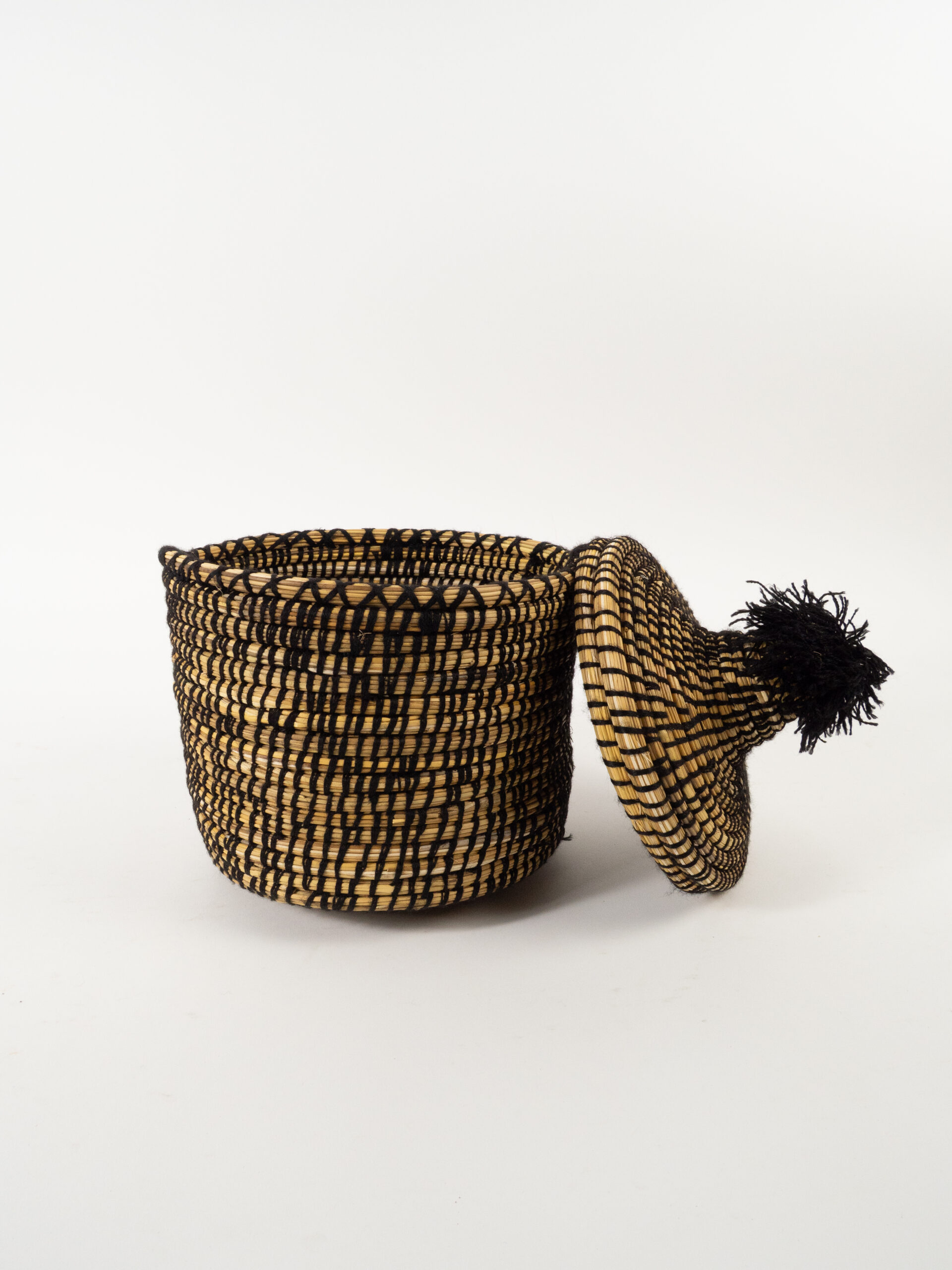 LARGE MOROCCAN BASKET