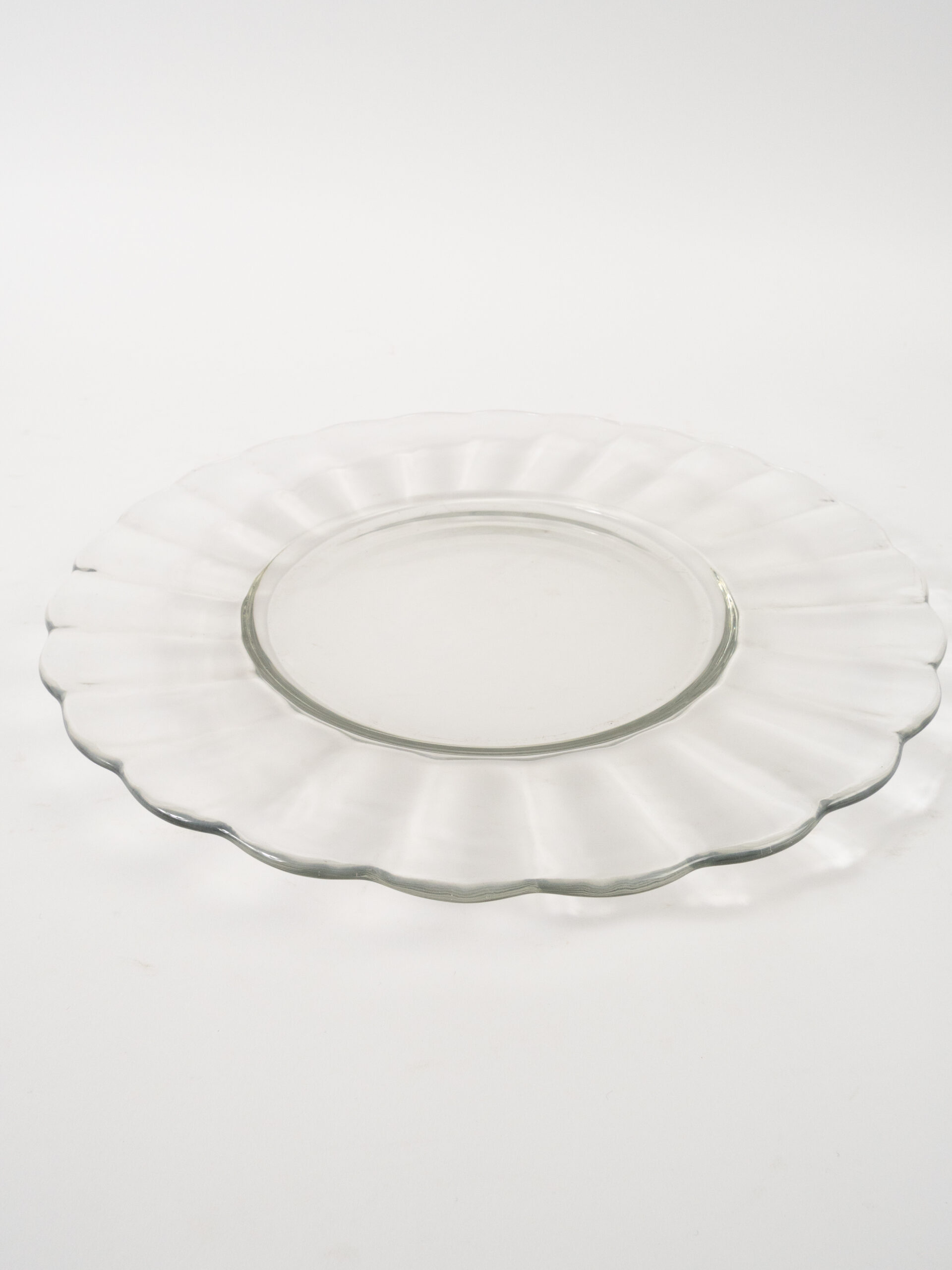 SCALLOPED GLASS TRAY 14"
