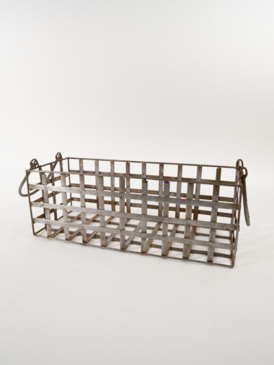 RECTANGULAR IRON WOVEN BASKET