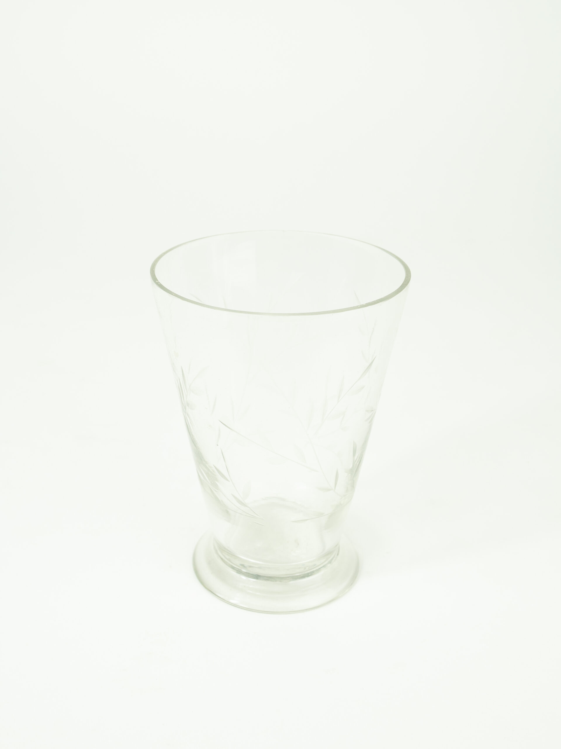 ETCHED VASE VOTIVE W/ INSERT