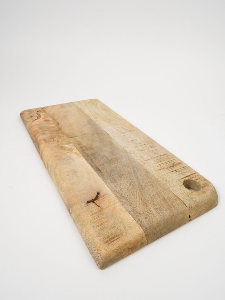 PATINA CUTTING BOARD W/HOLE 8"X16"