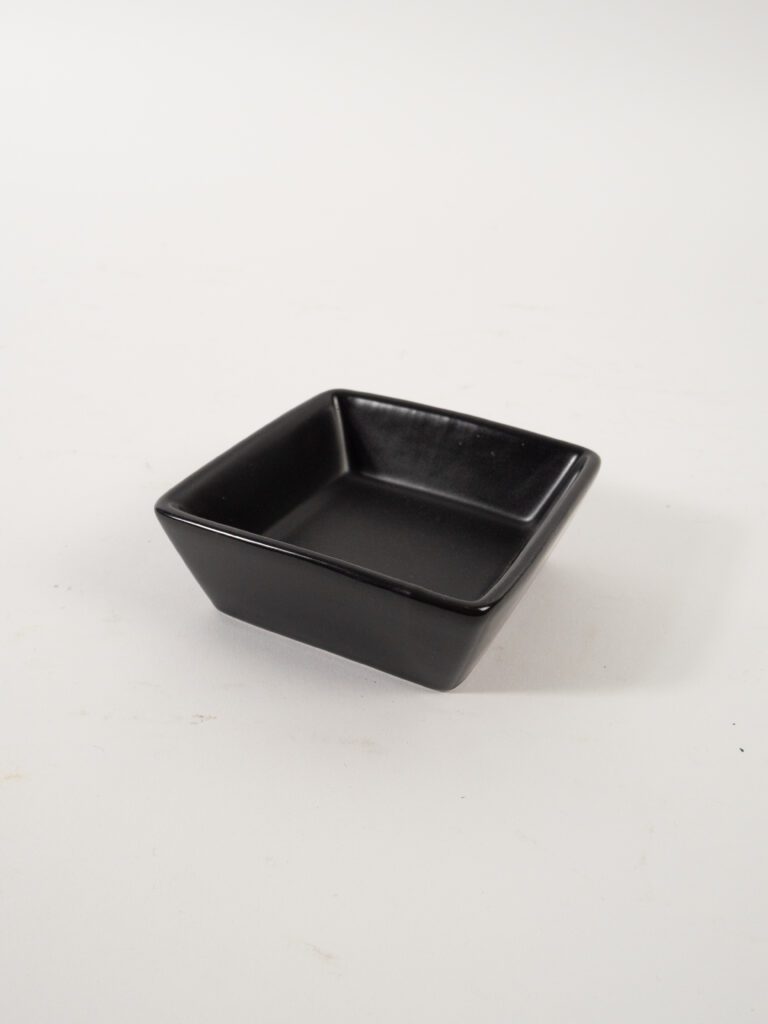 BLACK SQUARE RAMEKIN