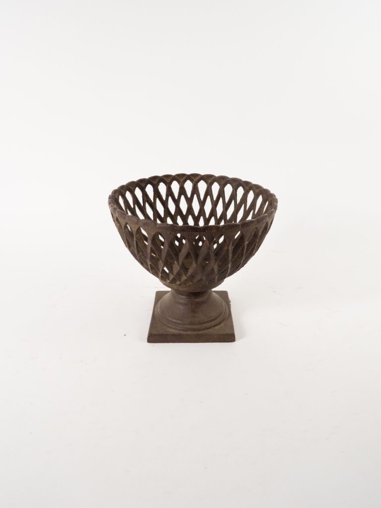 SMALL RUSTIC BOWL