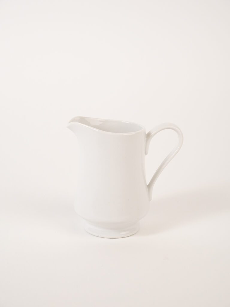 WHITE RIM CERAMIC CREAMER 8OZ