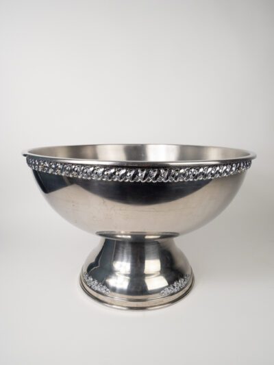 STAINLESS STEEL PUNCHBOWL 28 QT W/ SILVER PEDESTAL