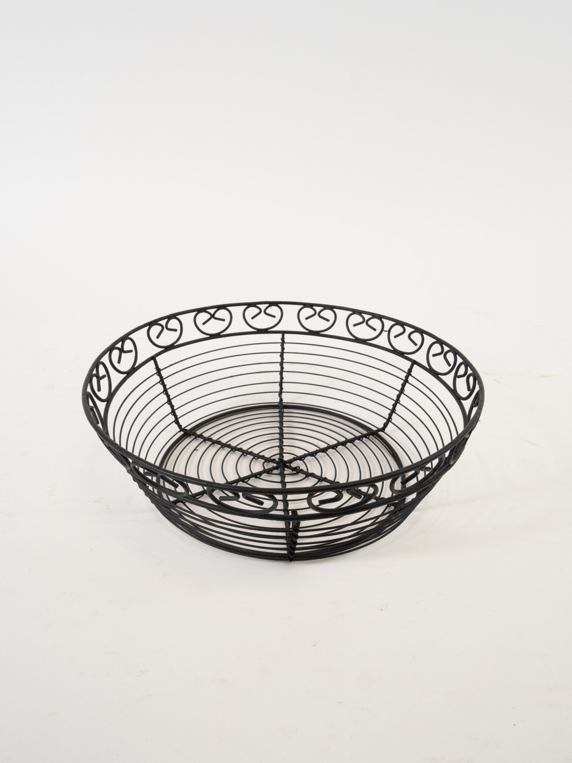 BLACK WIRE BREAD BASKET