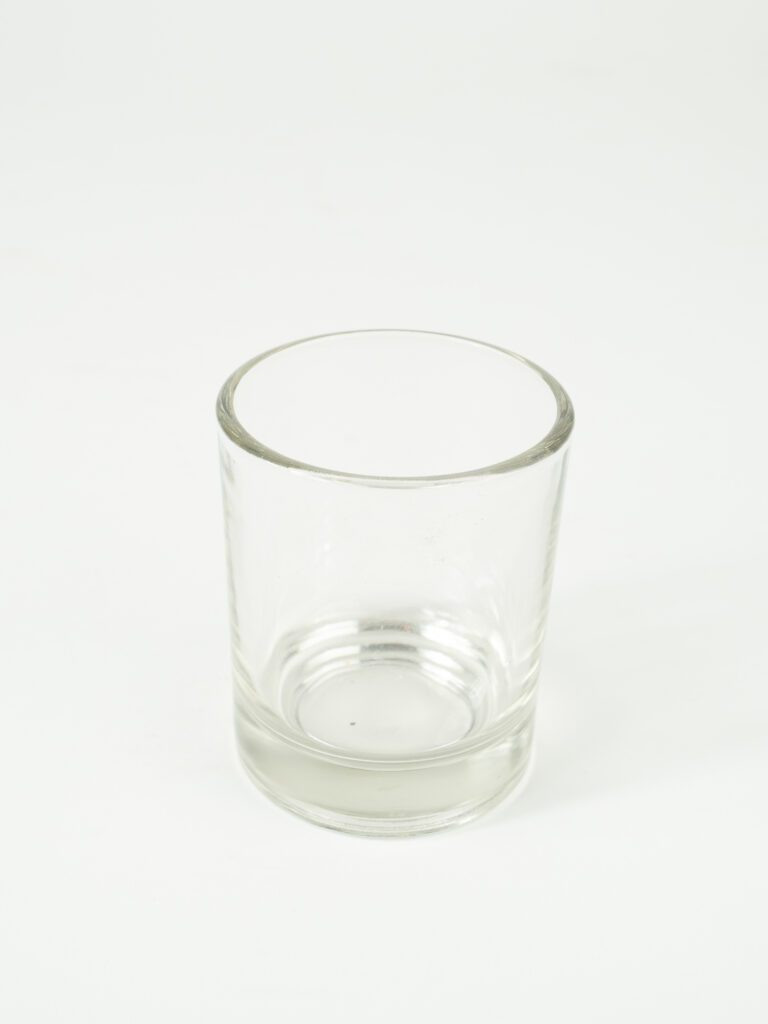 CLEAR VOTIVE 2.5" W/ INSERT