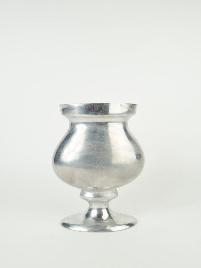ALI VASE 6.5"X3.5"X10.5"