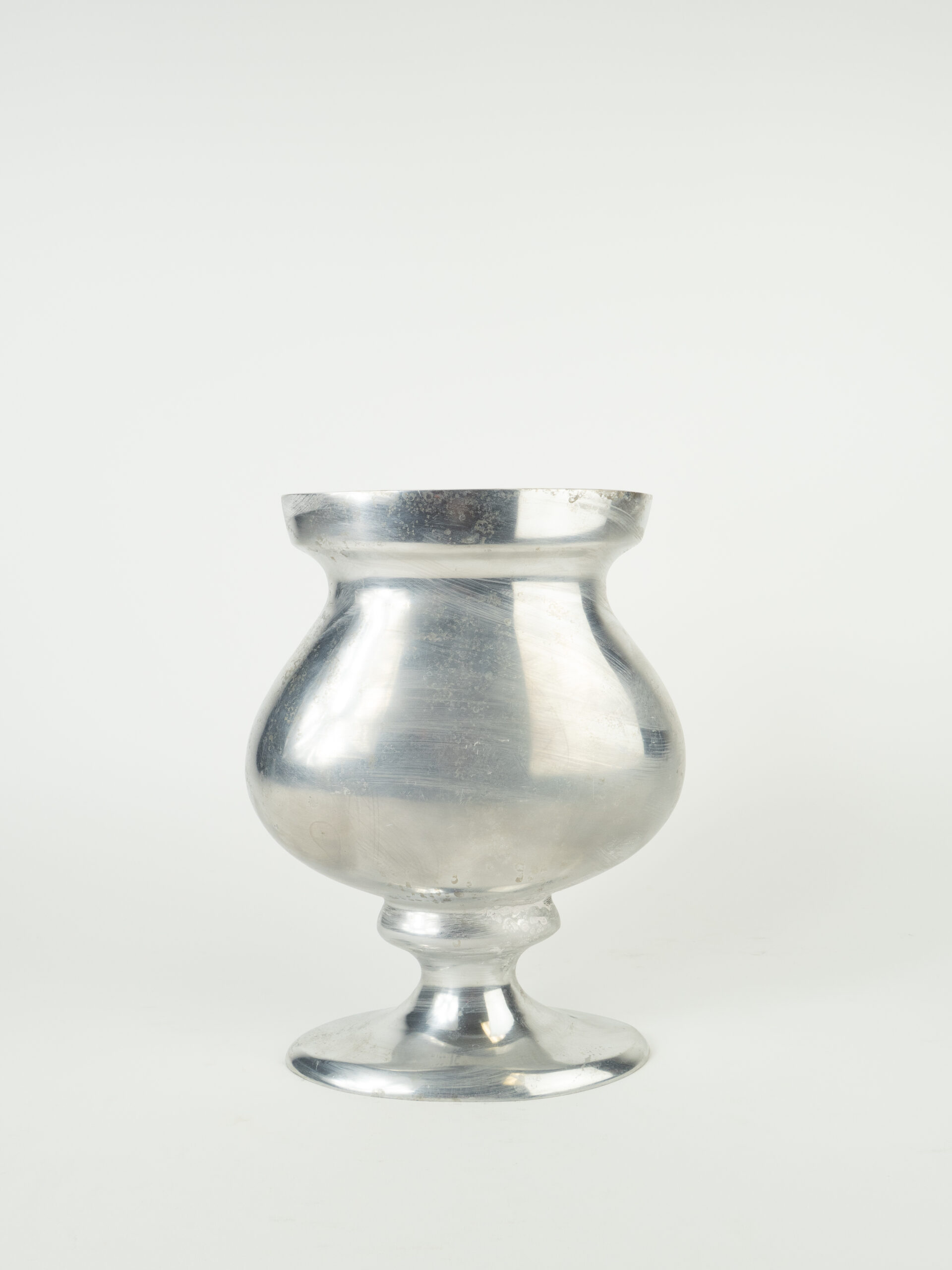 ALI VASE 6.5"X3.5"X10.5"