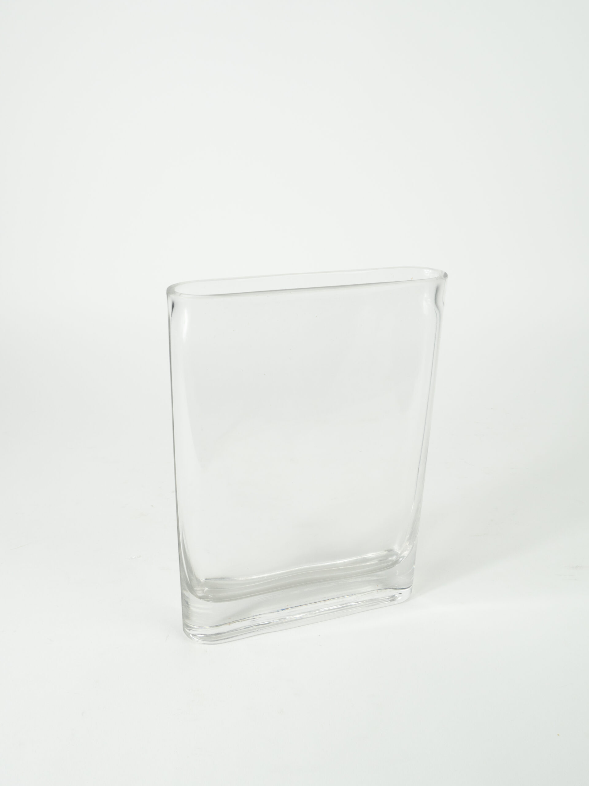 GLASS VASE 10" X 7" X 1.5"