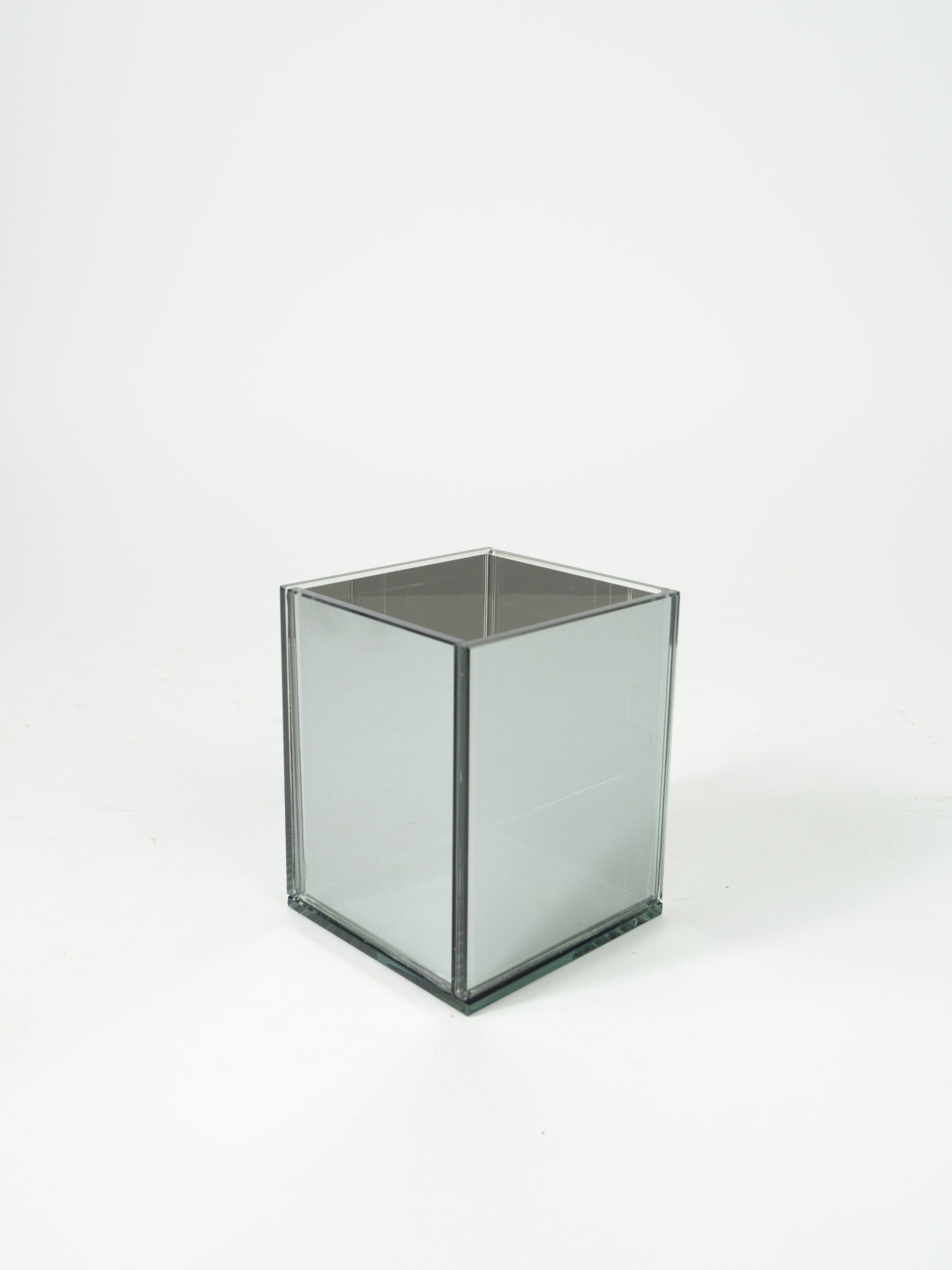 MYRIAD SMOKE LANTERN 5"X4"X4"