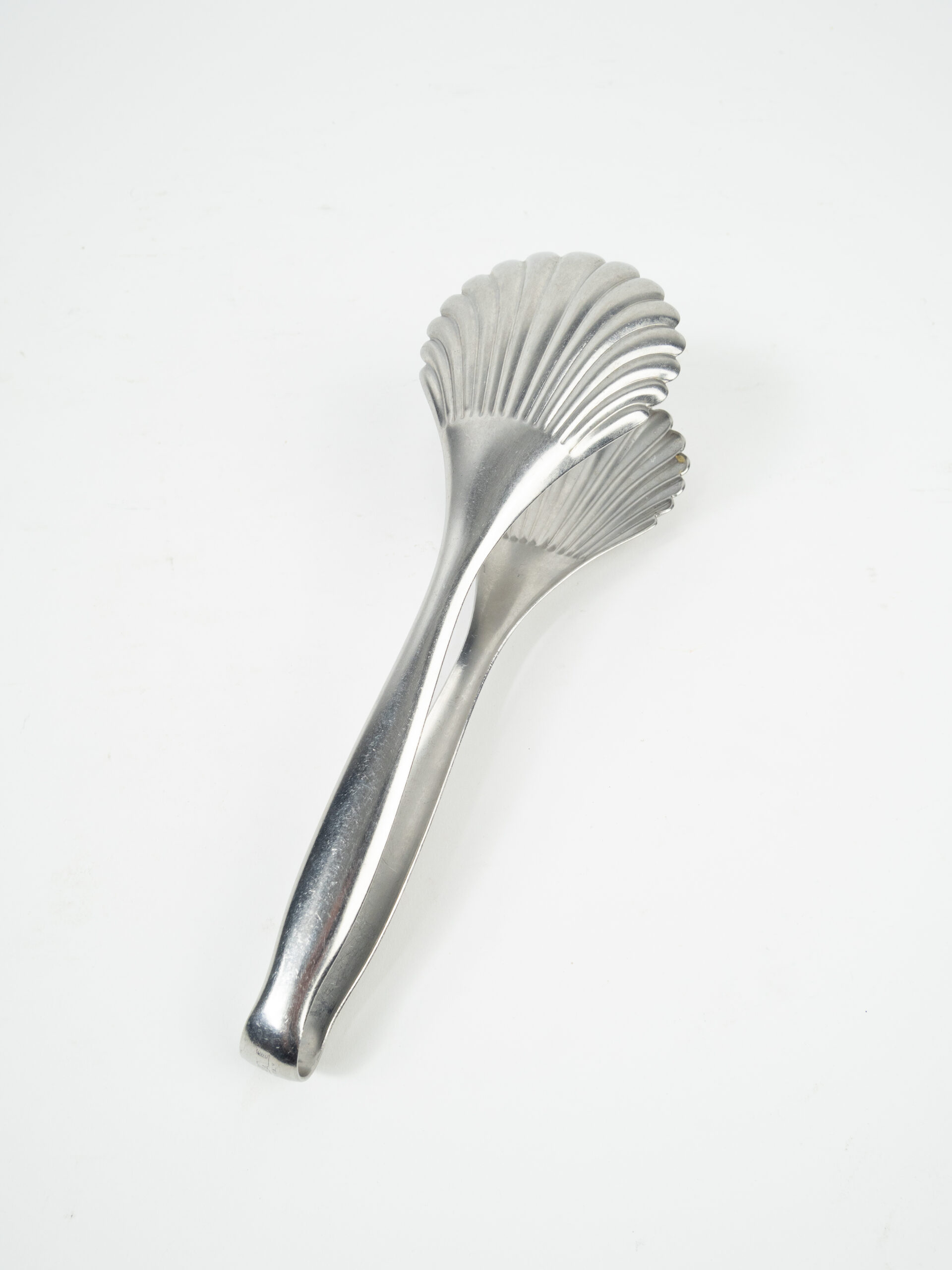 SHELL TONGS 10"