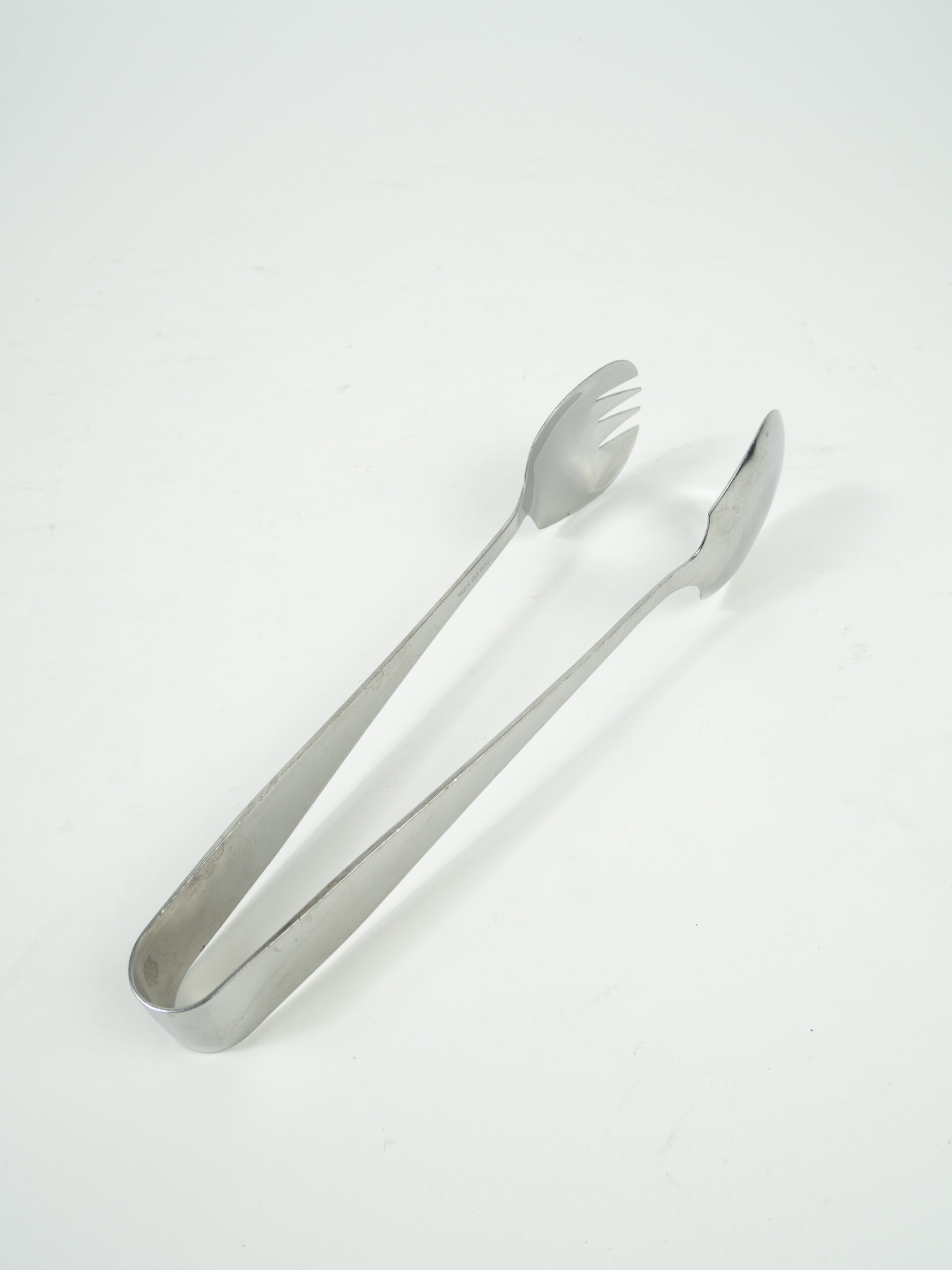 STAINLESS STEEL SALAD TONG 9.5"