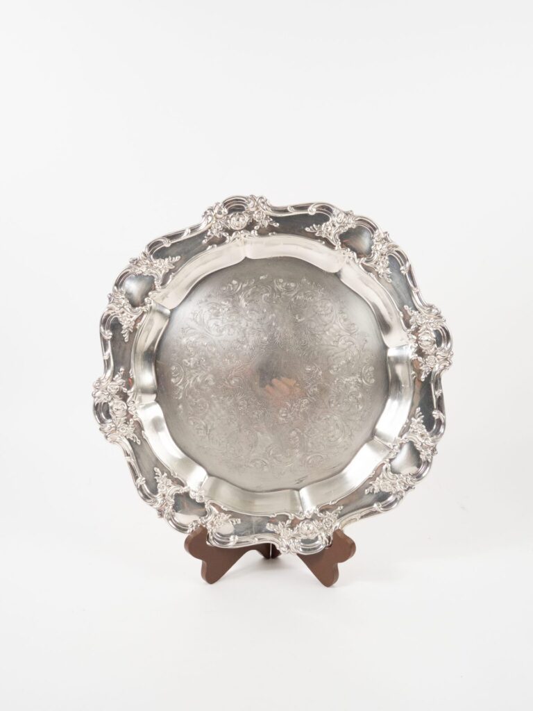 SILVER ROUND KING'S CREST TRAY 15"