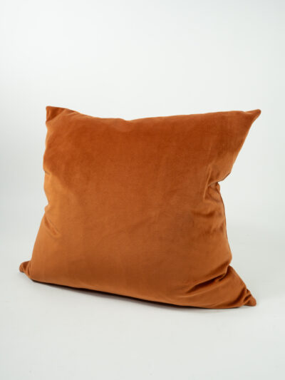 VELVET SPICE PILLOW