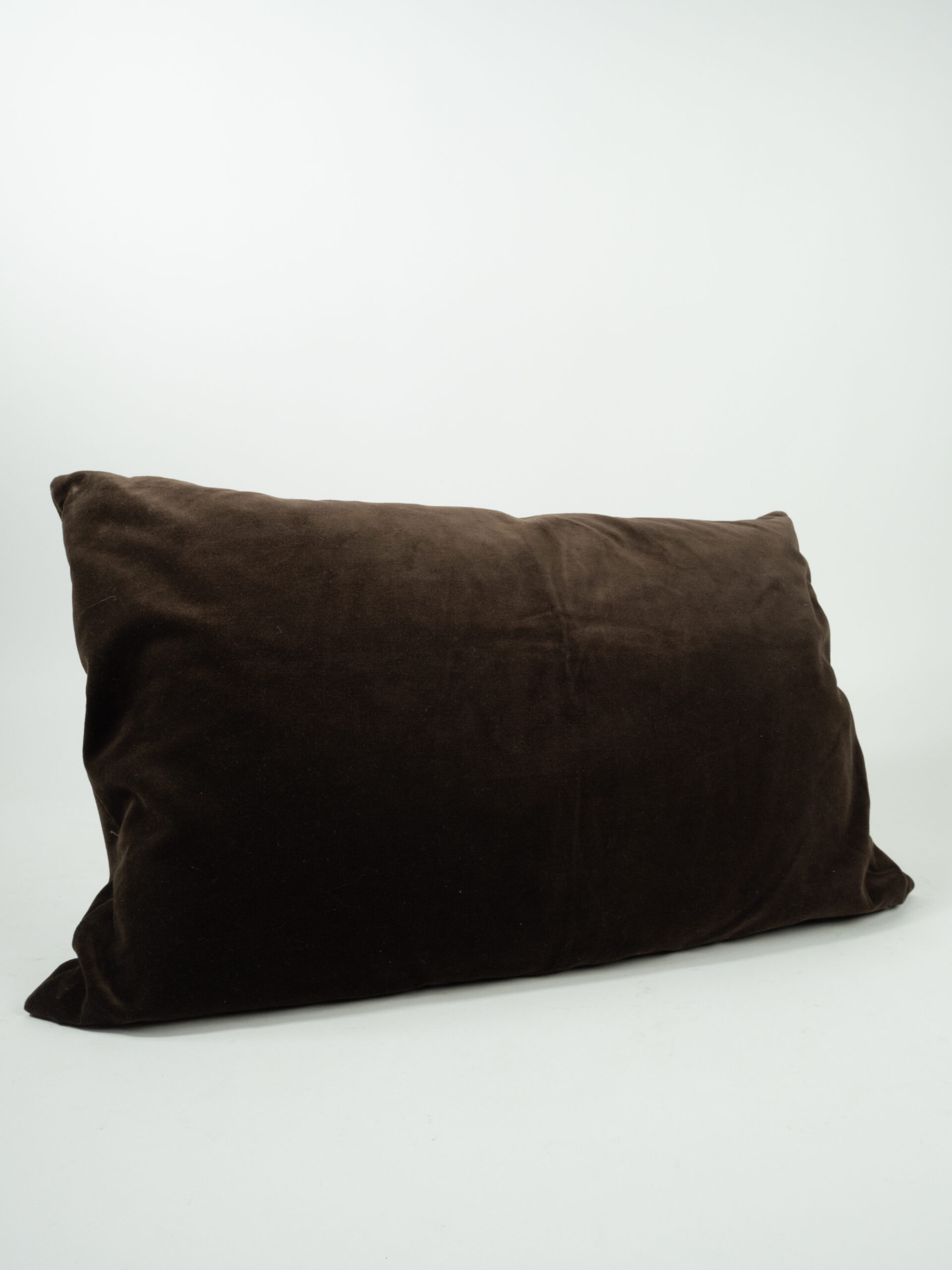 VELVET BROWN PILLOW