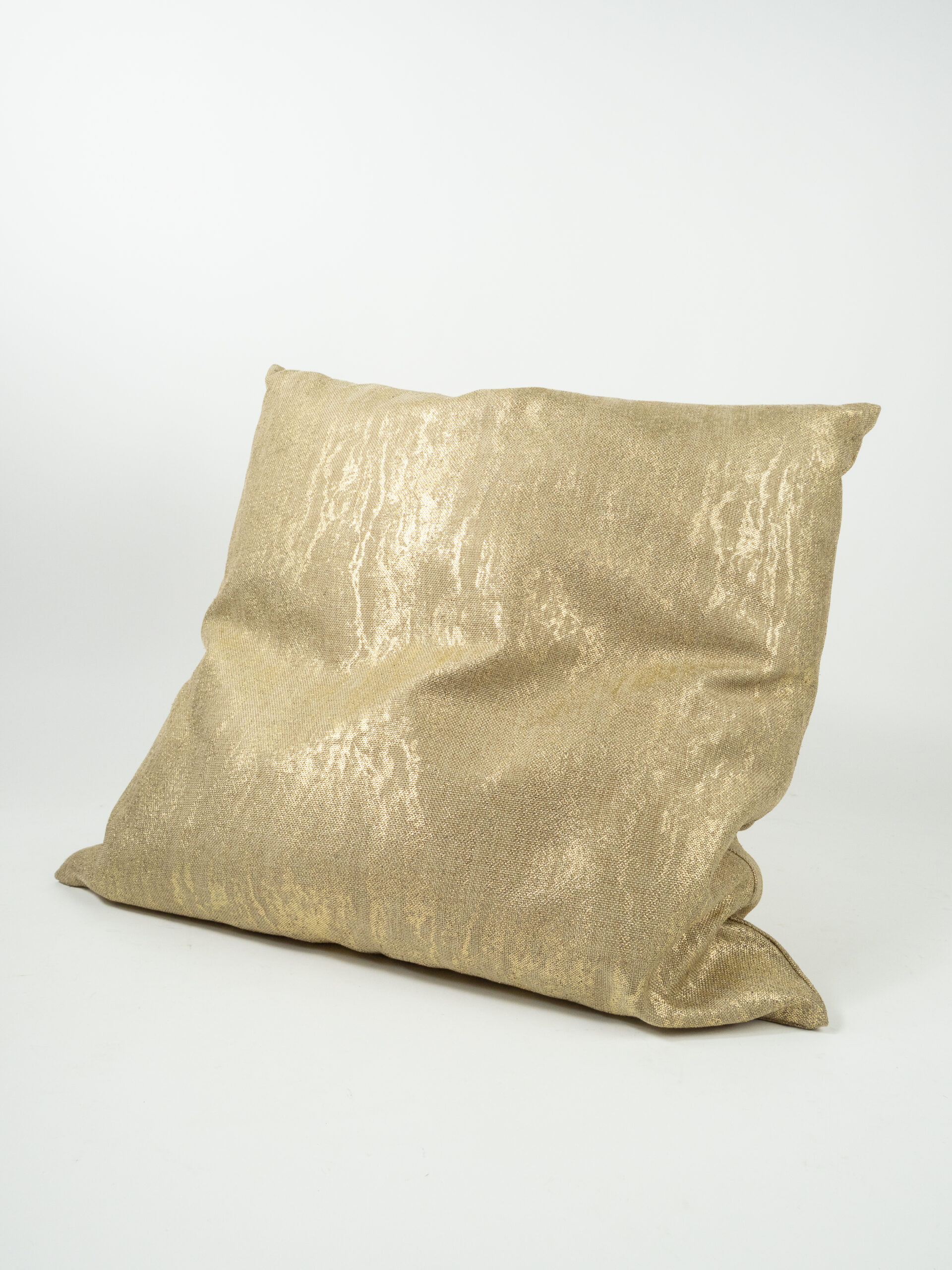 MOLTEN GOLD PILLOW