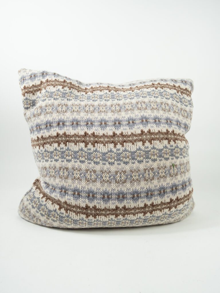 FAIR ISLE KNIT PILLOW