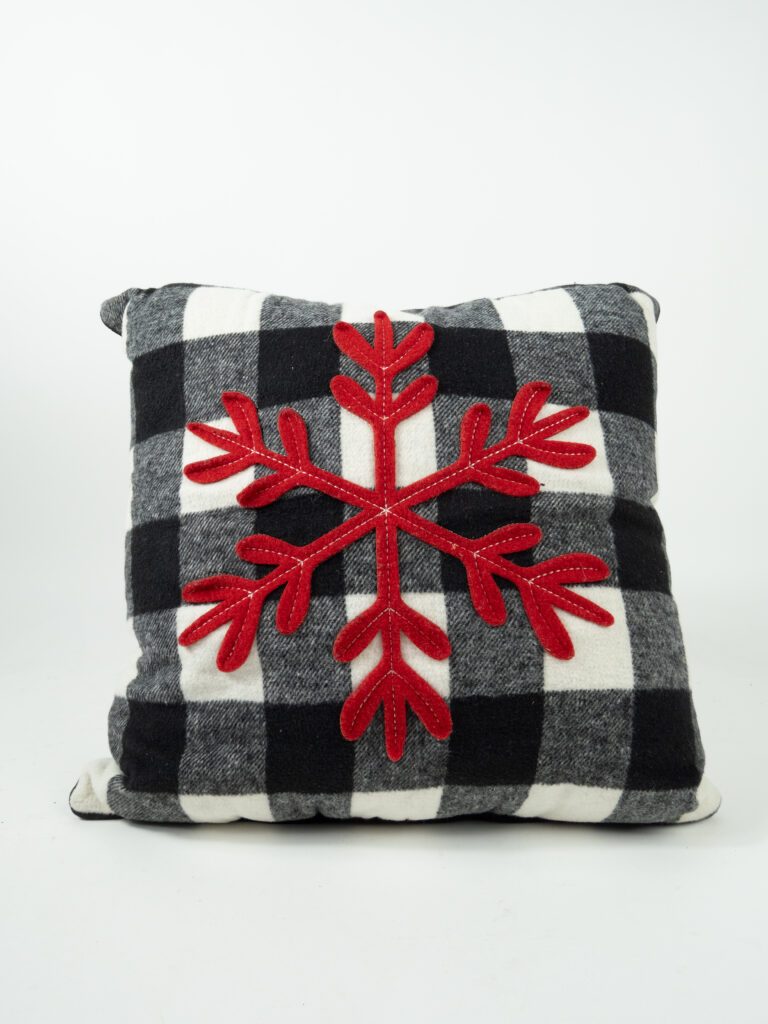 BUFFALO PLAID SNOWFLAKE PILLOW