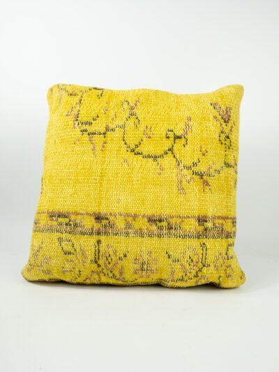 SAFFRON RUG PILLOW