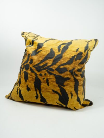 TIGER PRINT PILLOW