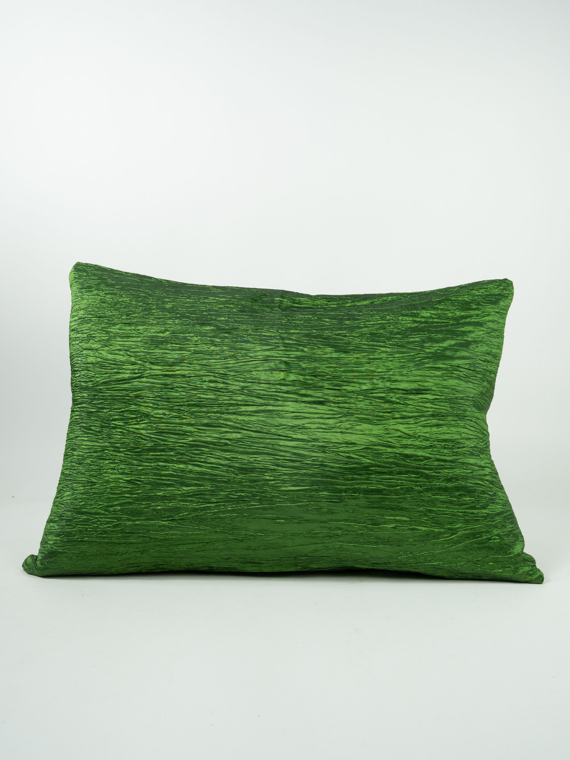 CRINKLE GRASS GREEN PILLOW