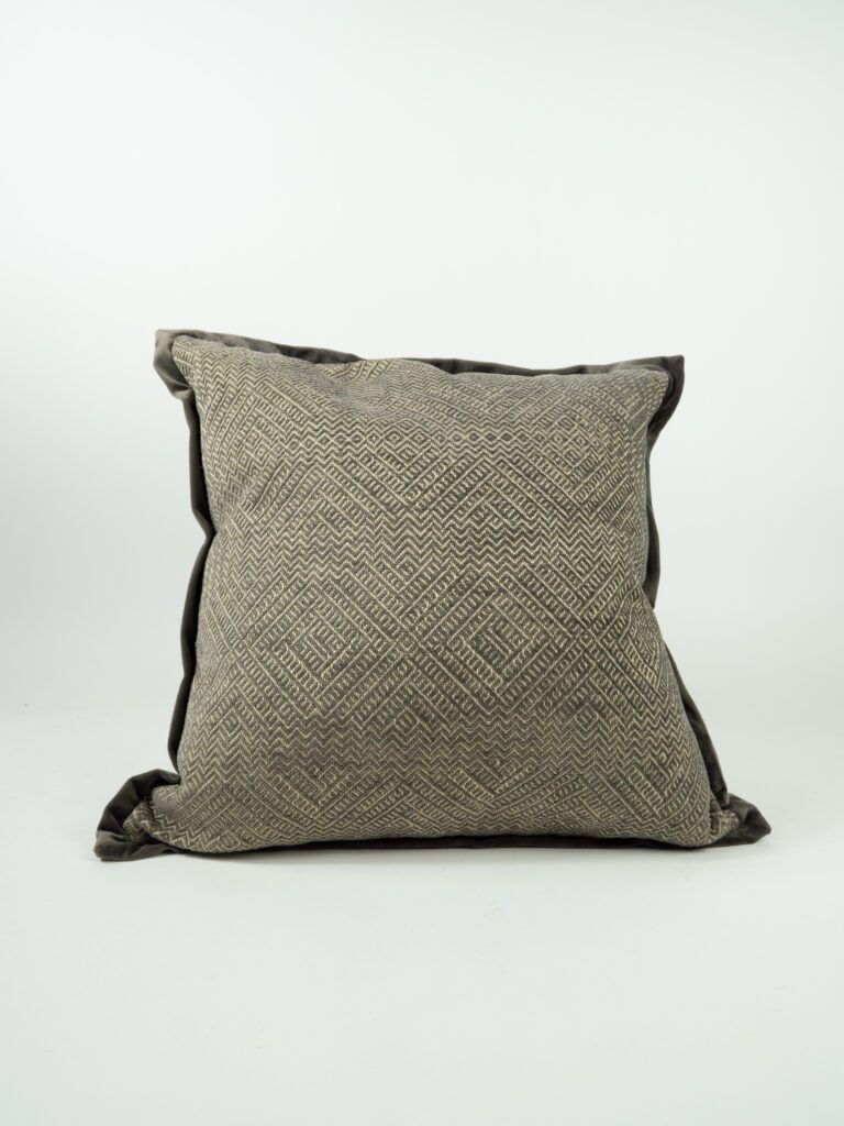MOCHE VELVET PILLOW