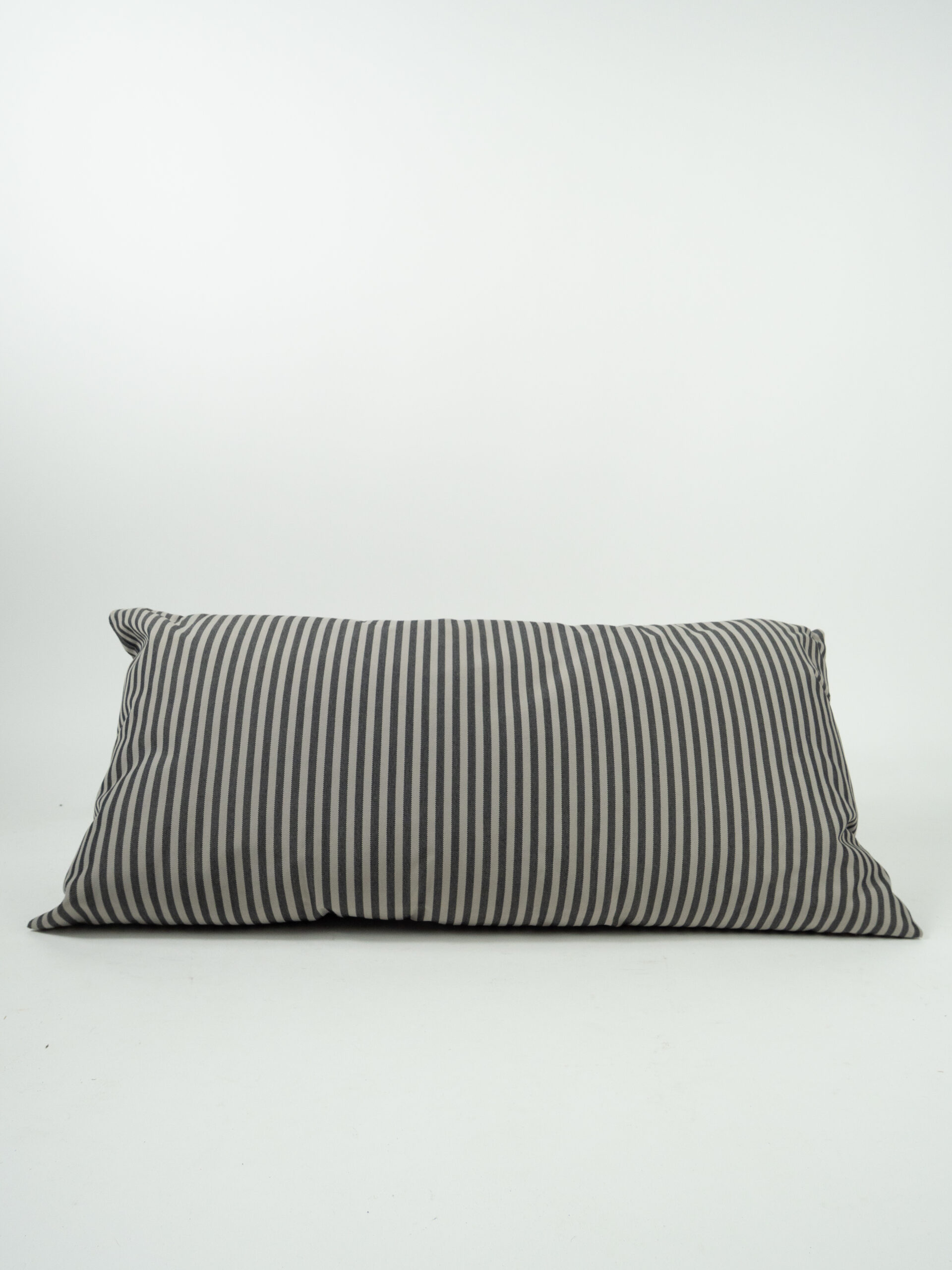 GRENO PILLOW