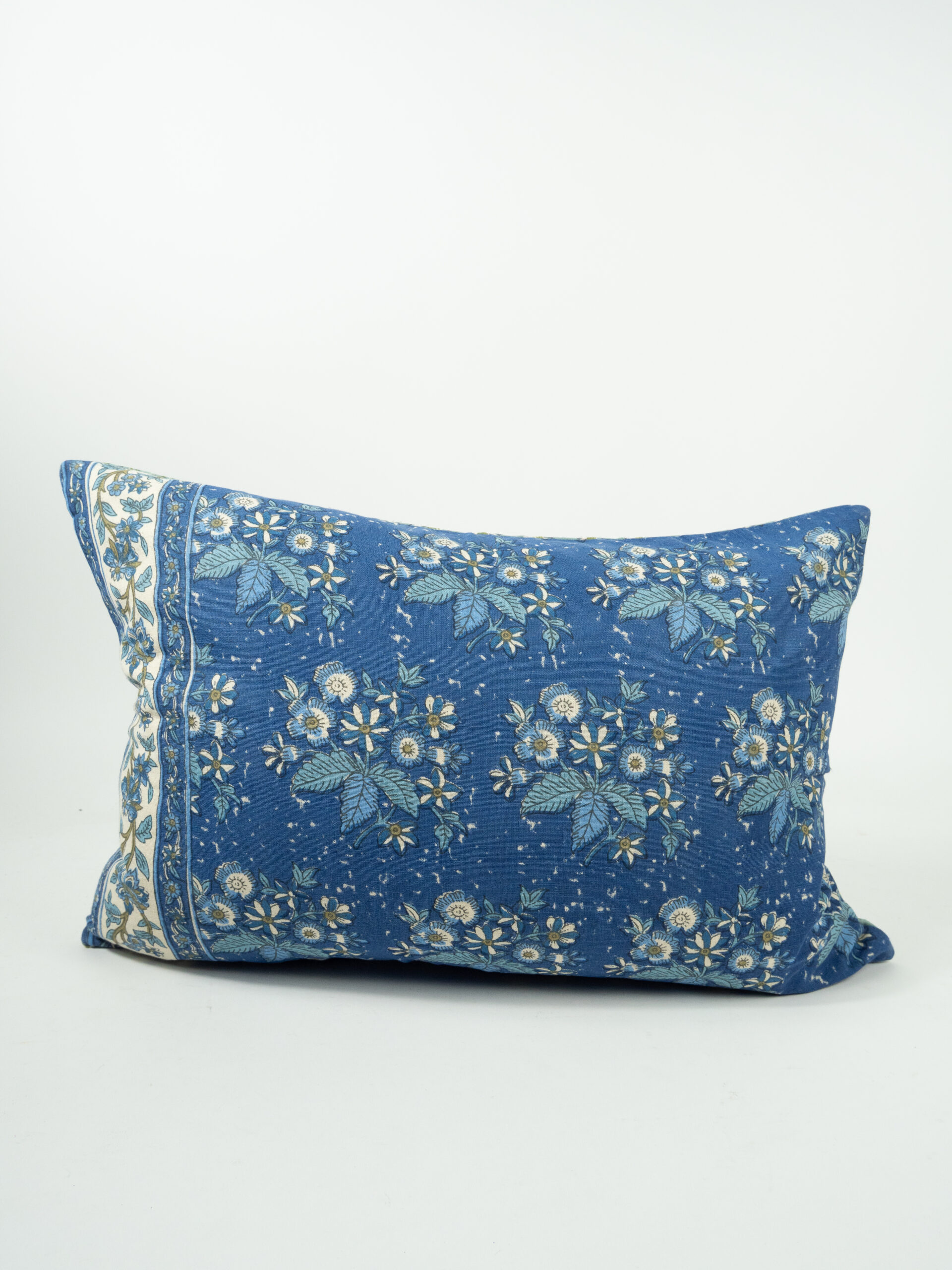 AZURE FLORA REVERSIBLE PILLOW