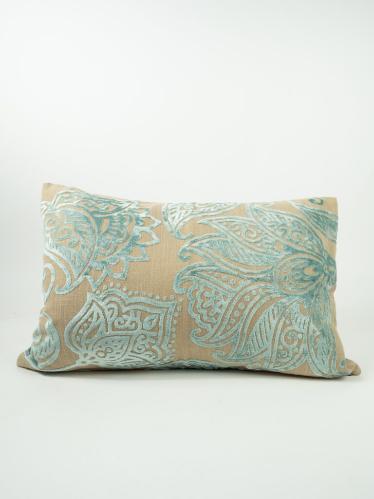 BURLAP PILLOW W/ TIFFANY CHENILLE