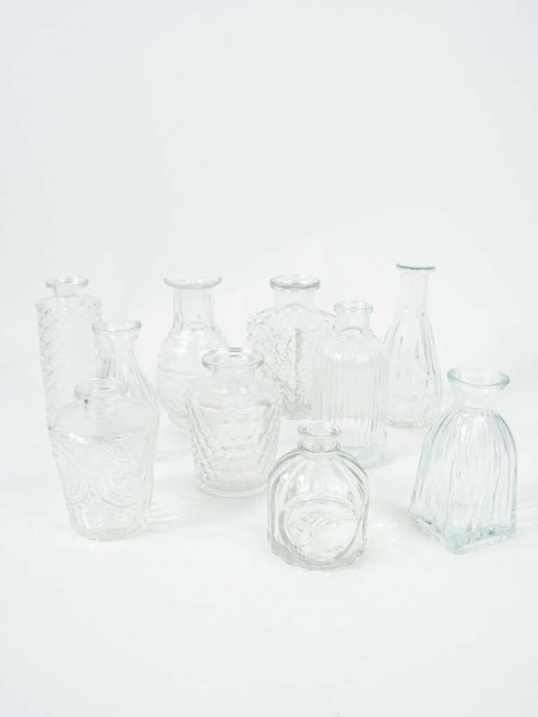 CLEAR BUD VASES