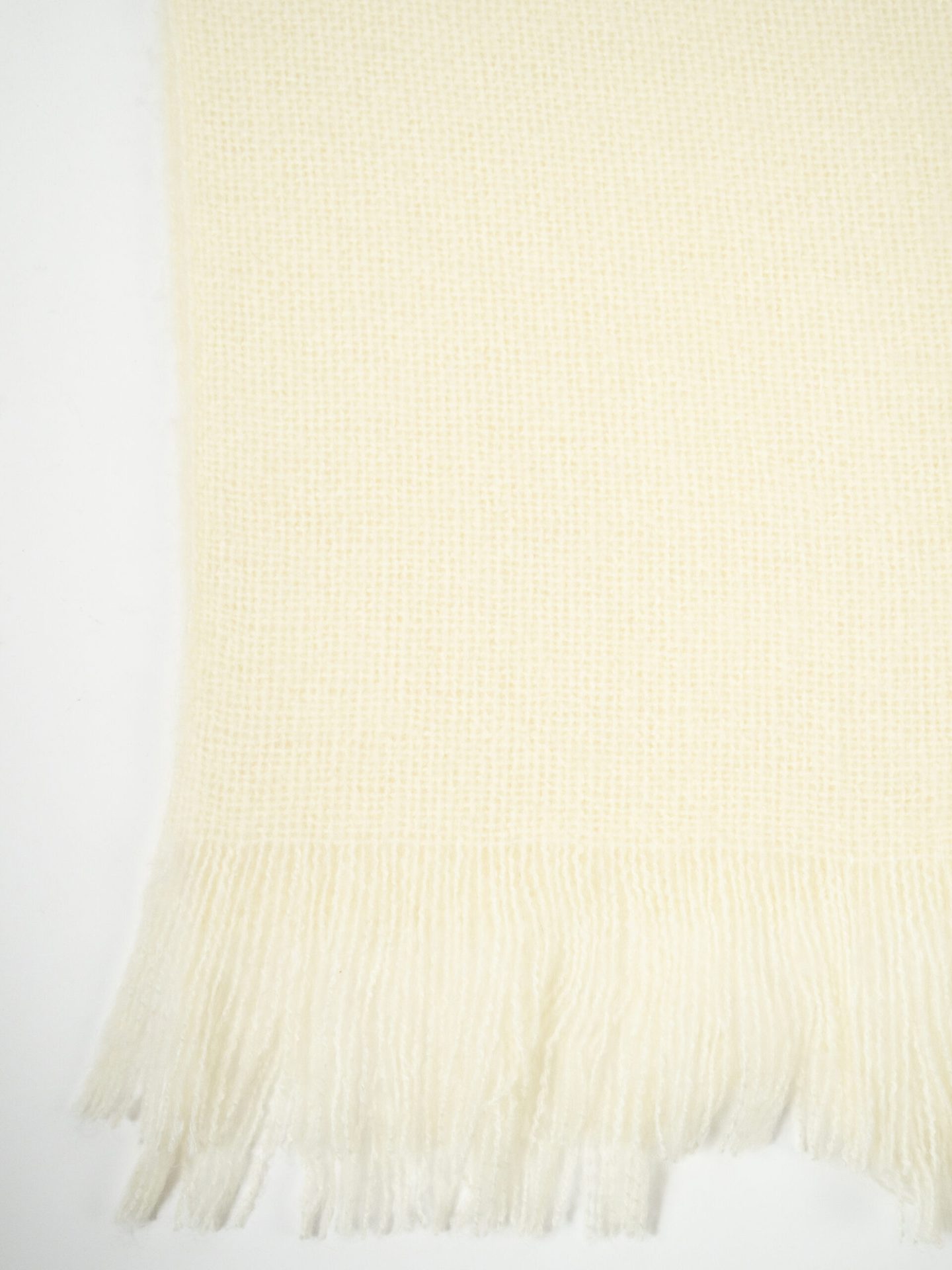 CREAM THROW
