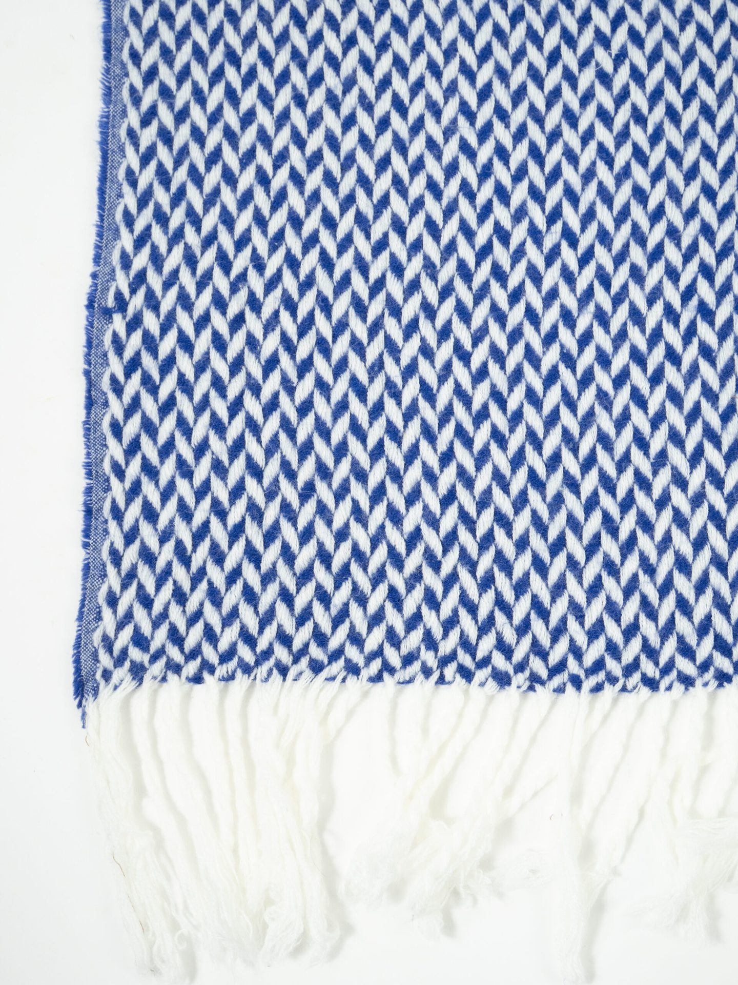ROYAL BLUE ARROW JACQUARD THROW