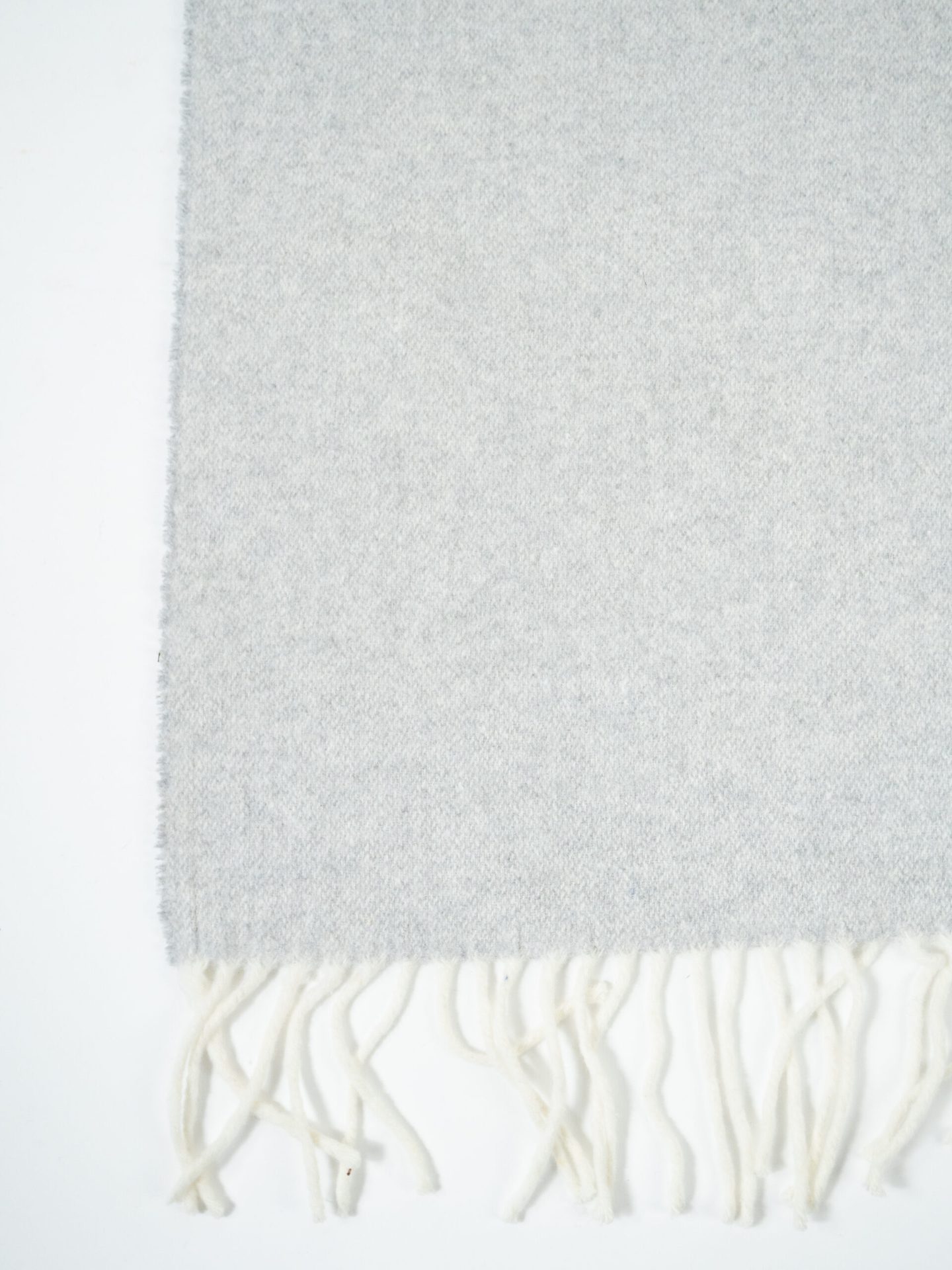 LIGHT NEUTRALS BUFFALO CHECK THROW