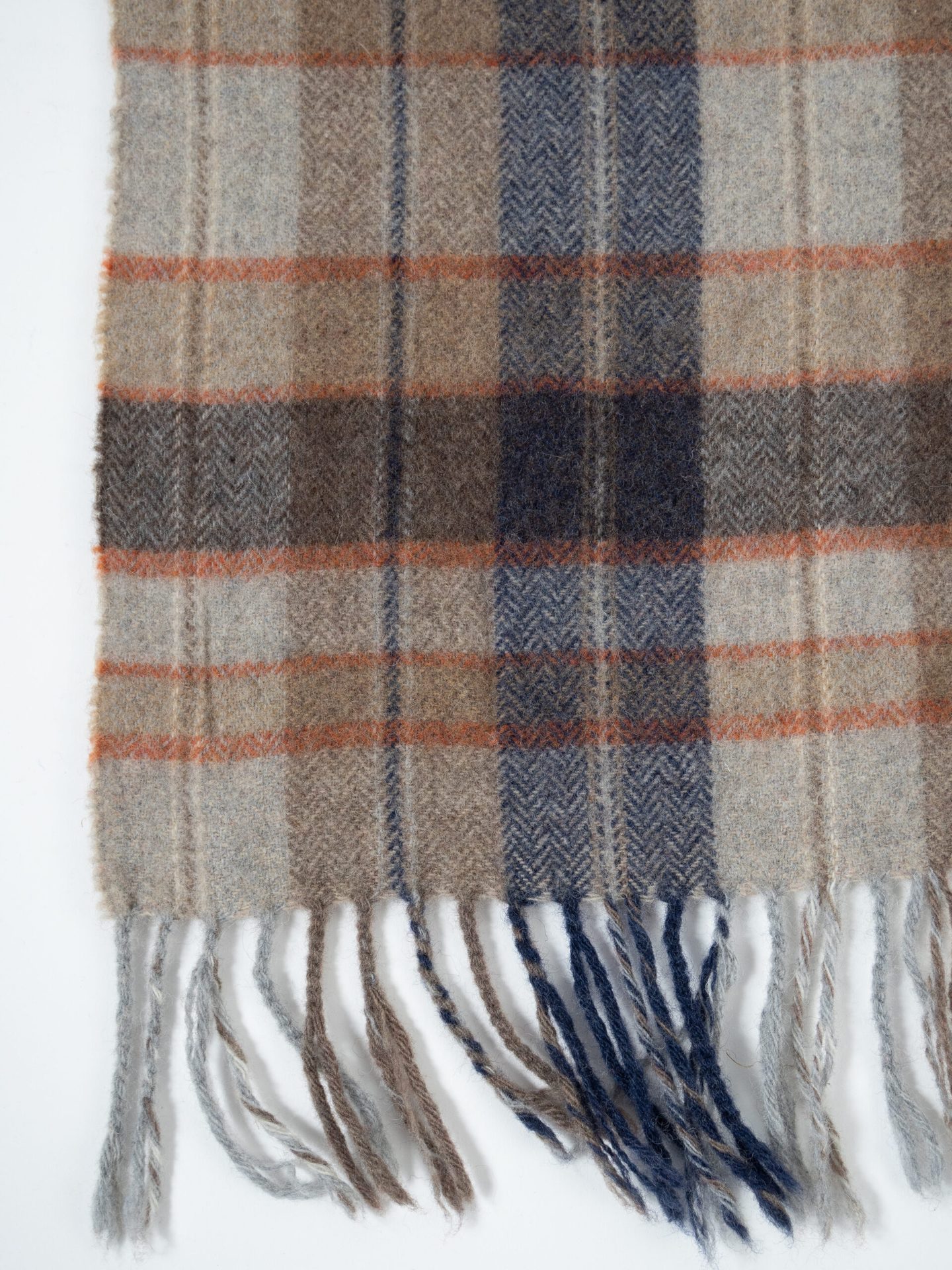PLAID BROWN THROW